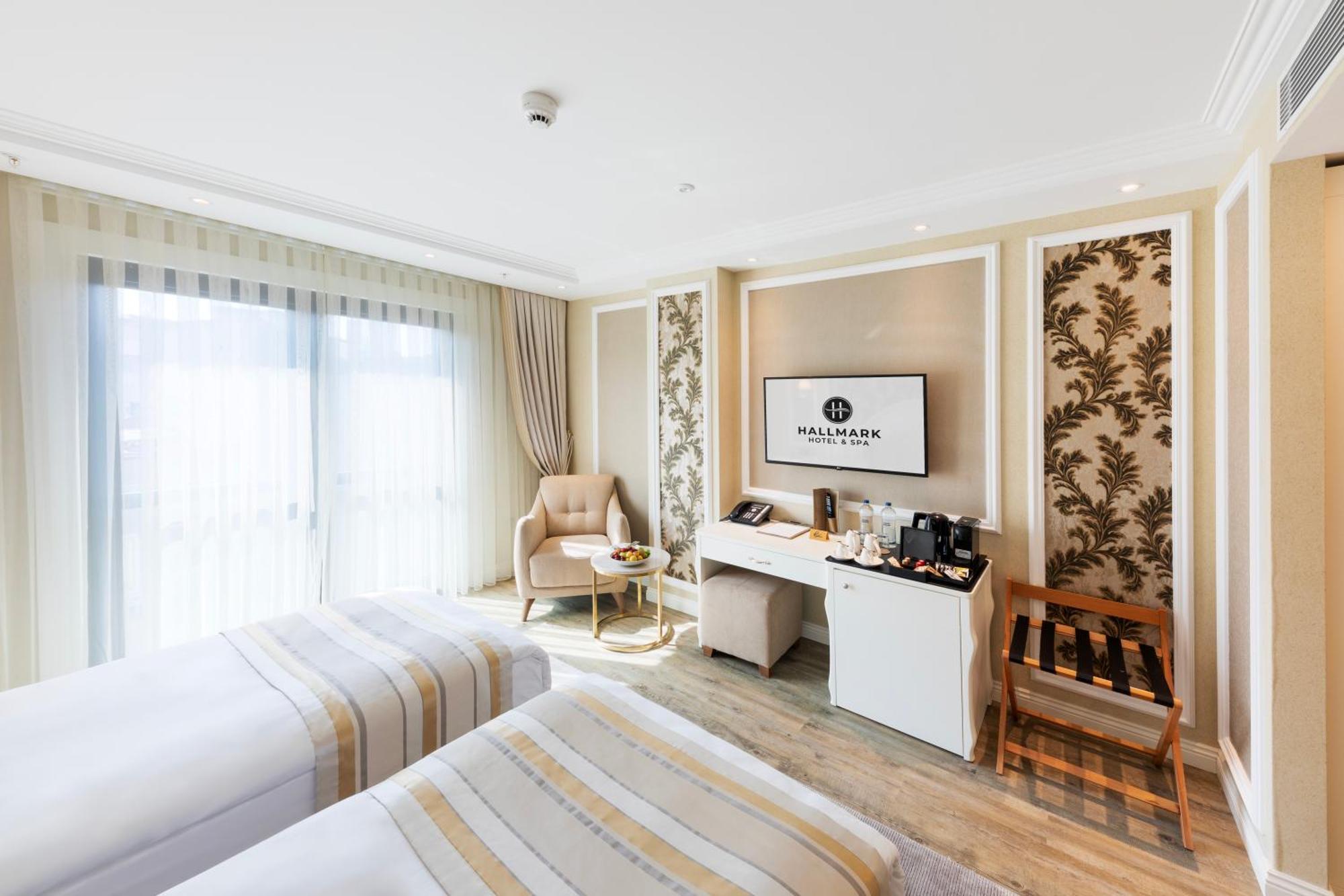 Hallmark Hotel & Spa Istanbul Exterior photo