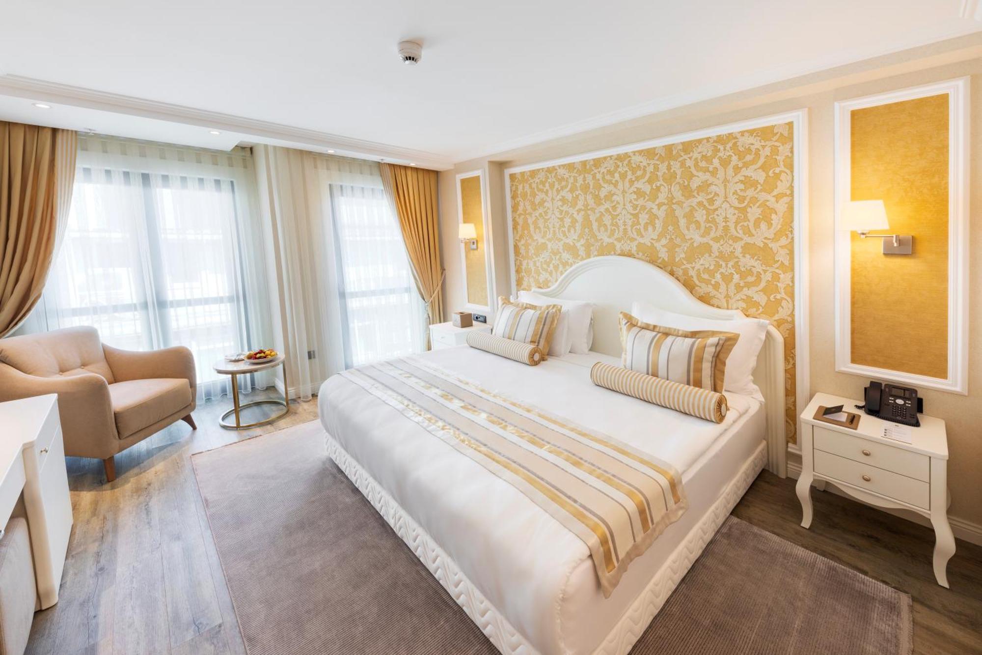 Hallmark Hotel & Spa Istanbul Exterior photo